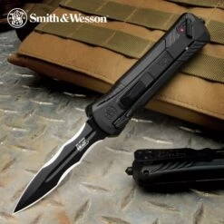 Smith & Wesson Serrated OTF Pocket Knife - AUS-8 Stainless Steel Blade, Aluminum Handle, Glassbreaker - Length 8 3/5โ