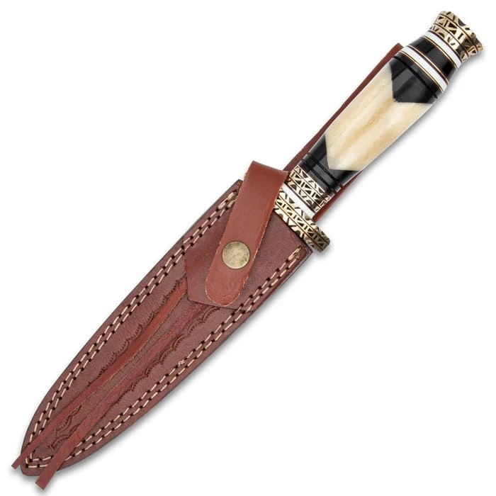 Timber Wolf Zulu Dagger And Sheath - Damascus Steel Blade, Bone Handle, Fileworked Guard And Pommel - Length 12 3/4” 2 Timber Wolf Zulu Dagger And Sheath - Damascus Steel Blade, Bone Handle, Fileworked Guard And Pommel - Length 12 3/4” - Image 2