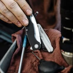 Kershaw Inception Pocket Knife - D2 Tool Steel, G10 Handle, Ball Bearing Opening, Pocket Clip - Closed 4”, Overall 7 1/4” -Knife Series Shop D19 KS2112