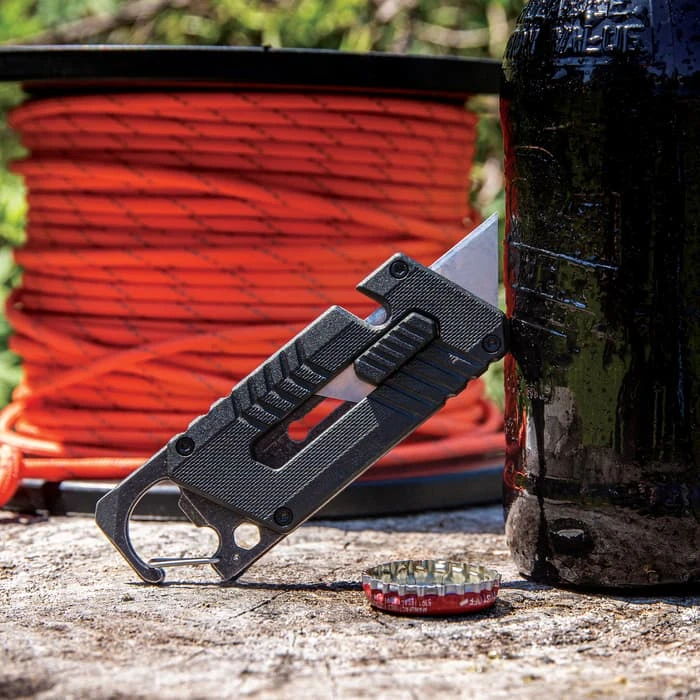 Havoc Utility Knife - Stainless Steel Blade, Nylon Fiber And Steel Handle, Integrated Carabiner, Slide Trigger - Closed Length 4” 5 Havoc Utility Knife - Stainless Steel Blade, Nylon Fiber And Steel Handle, Integrated Carabiner, Slide Trigger - Closed Length 4” - Image 5